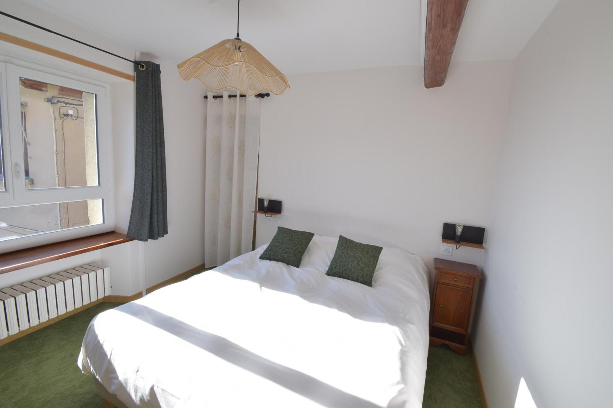 Hotel Les Chenets Saint-Julien-en-Champsaur Екстер'єр фото