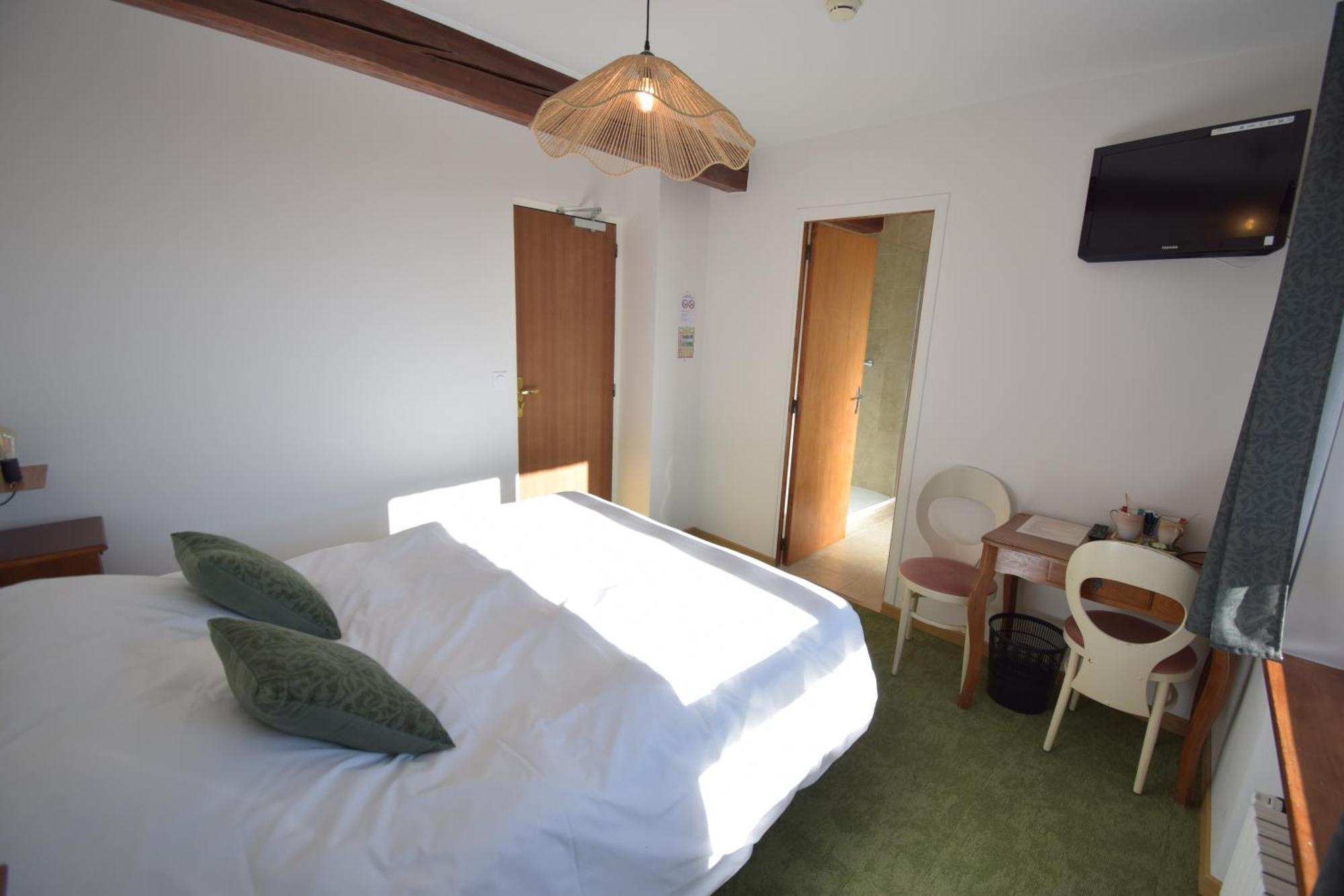Hotel Les Chenets Saint-Julien-en-Champsaur Екстер'єр фото