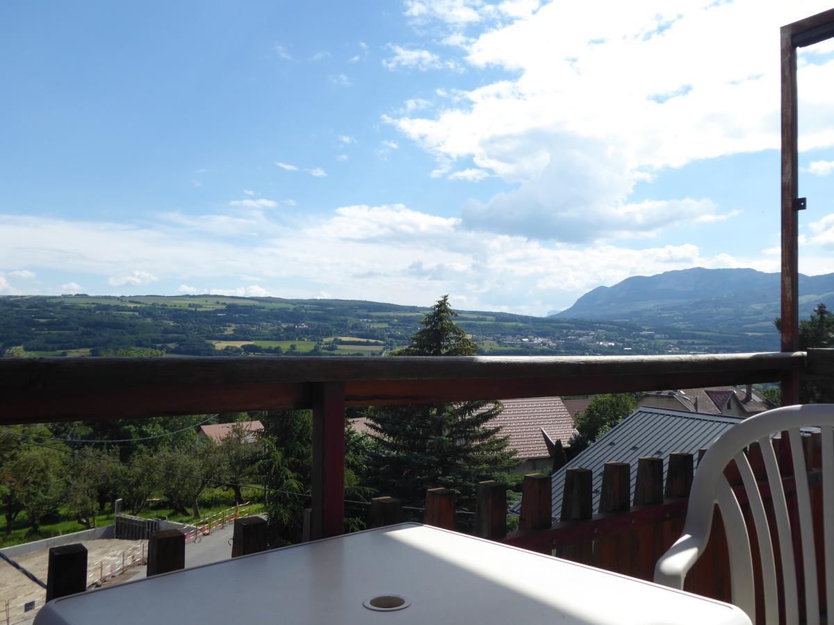 Hotel Les Chenets Saint-Julien-en-Champsaur Екстер'єр фото